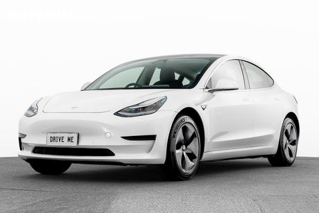 White 2020 Tesla Model 3 Sedan Standard Range Rwd