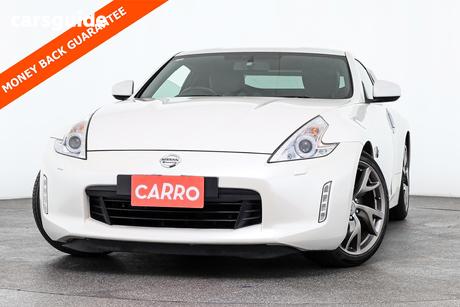 White 2017 Nissan 370Z Coupe