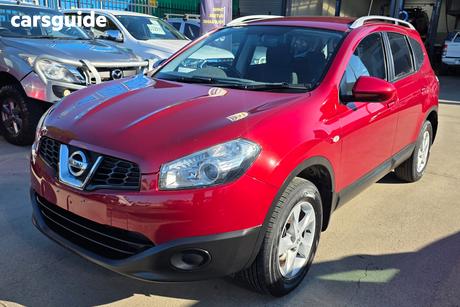 Red 2012 Nissan Dualis Wagon St (4X2)