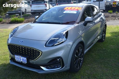 Silver 2023 Ford Puma Hatchback