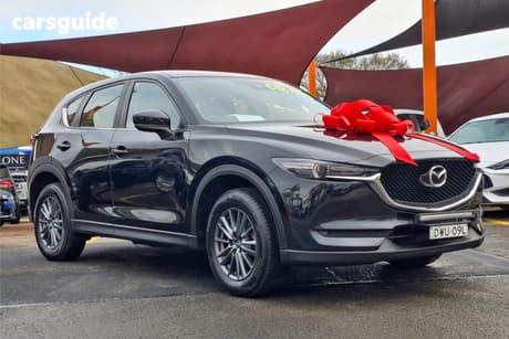 Black 2017 Mazda CX-5 Wagon Maxx (4X4)