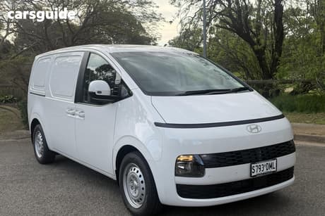 White 2026 Hyundai Staria Van Load 2S 1.6 Hev Liftback