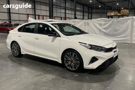 White 2023 Kia Cerato Sedan Gt