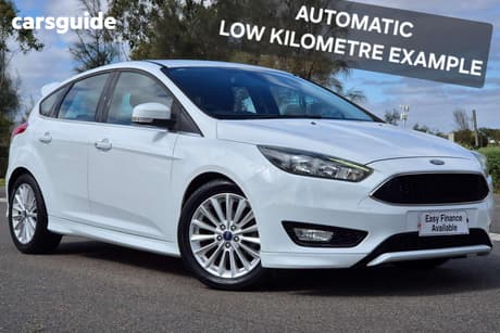 White 2016 Ford Focus Hatchback Sport