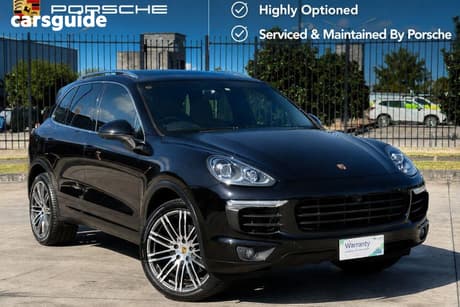 Blue 2016 Porsche Cayenne Wagon Diesel