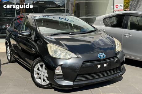 Black 2013 Toyota Prius C Hatchback Hybrid
