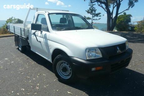 White 2005 Mitsubishi Triton Cab Chassis Gl