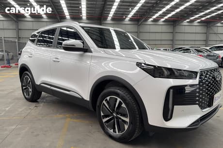 White 2025 Chery Tiggo 4 Wagon Urban Hev