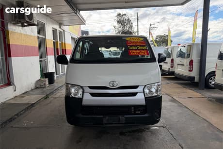 White 2016 Toyota HiAce Van Lwb