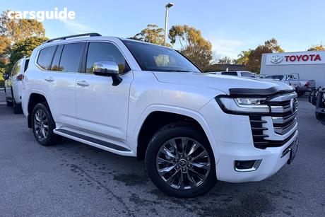 White 2023 Toyota Landcruiser Wagon Lc300 Sahara Zx (4X4)