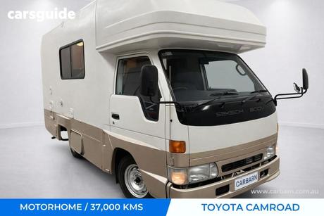 White 1996 Toyota HiAce Long Van