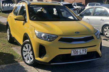 Yellow 2021 Kia Stonic Wagon S