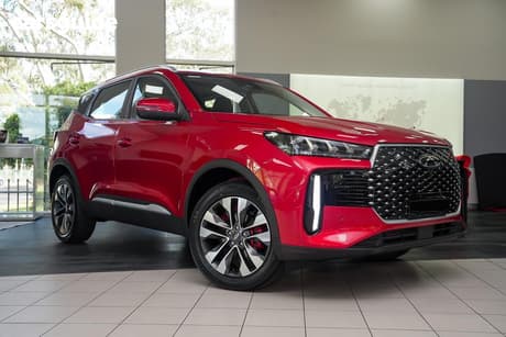 Red 2026 Chery Tiggo 4 Wagon Ultimate