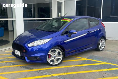Blue 2014 Ford Fiesta Hatchback St