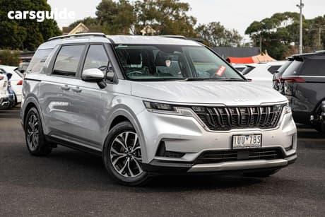 Silver 2021 Kia Carnival Wagon Si