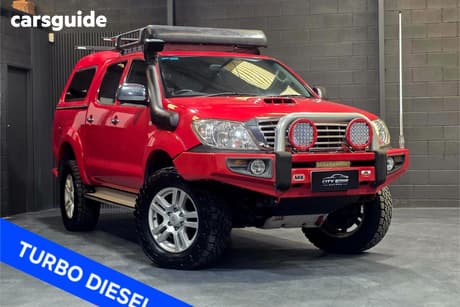 Red 2010 Toyota Hilux Dual Cab Pick-up Sr5 (4X4)