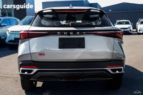 Silver 2025 Chery C5 Wagon Urban