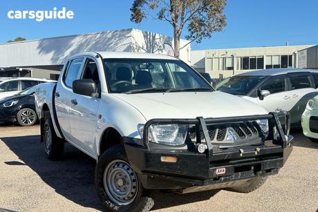 White 2007 Mitsubishi Triton Ute Tray GLX-R