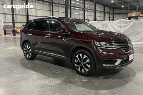 Red 2023 Renault Koleos Wagon Zen (4X2)