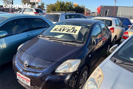 Blue 2006 Toyota Yaris Sedan Yrs