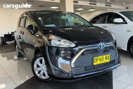 Black 2019 Toyota Sienta Wagon Hybrid