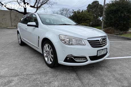 White 2014 Holden Calais Sportswagon