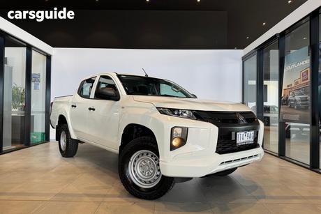 White 2021 Mitsubishi Triton Double Cab Pick Up Glx (4X2)