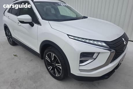 White 2024 Mitsubishi Eclipse Cross Wagon Ls (2Wd)