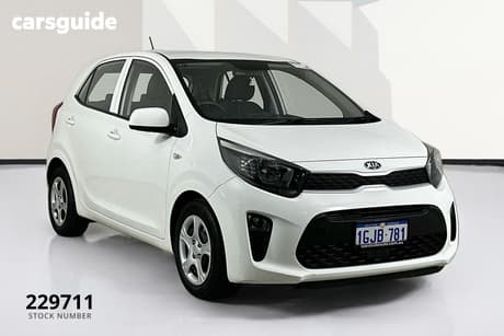 White 2017 Kia Picanto Hatchback S (Aeb)