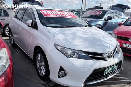 White 2014 Toyota Corolla Hatchback Ascent Sport