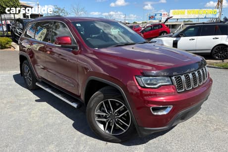 Red 2019 Jeep Grand Cherokee Wagon Laredo (4X4)