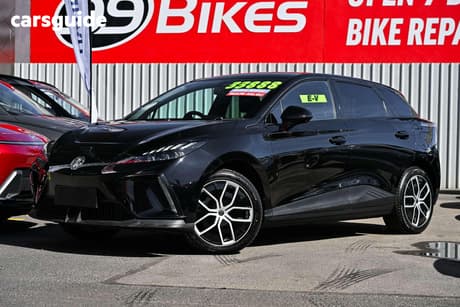 Black 2025 MG MG4 Hatchback Essence 64 150Kw