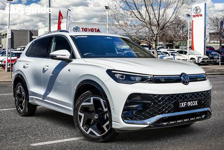 White 2025 Volkswagen Tiguan Wagon 150Tsi R-Line