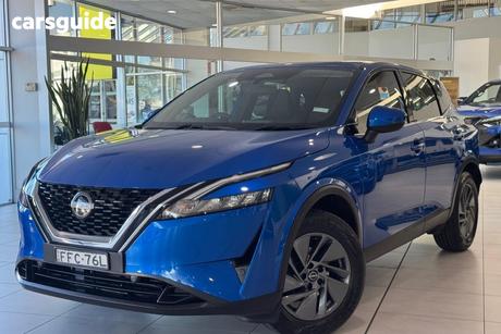 Blue 2023 Nissan Qashqai Wagon St