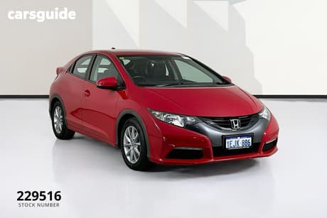 Red 2013 Honda Civic Hatchback Vti-S
