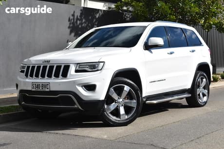White 2015 Jeep Grand Cherokee Wagon Limited (4X4)