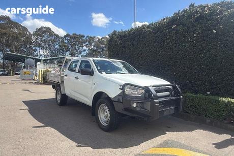 White 2022 Isuzu D-MAX Crew Cab Chassis Sx (4X4)