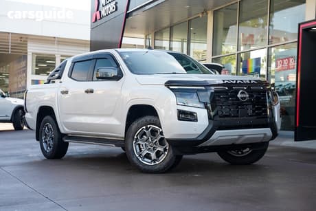 White 2026 Nissan Navara Dual Cab Pick-up Pro-4X (4X4)
