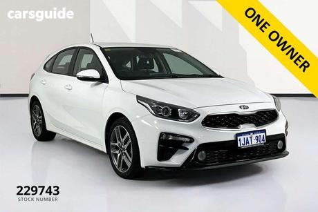 White 2019 Kia Cerato Hatchback Sport Nav