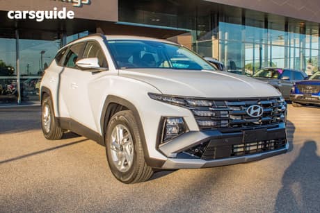 White 2026 Hyundai Tucson Wagon (Fwd)