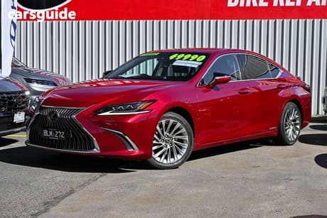 Red 2020 Lexus ES300H Sedan Sports Luxury Brn Mts (Hybrid)