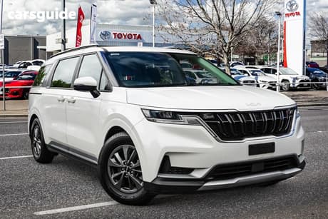 White 2022 Kia Carnival Wagon S