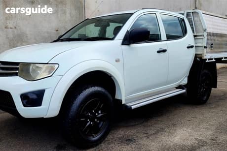 White 2014 Mitsubishi Triton Double Cab Utility Glx (4X4)