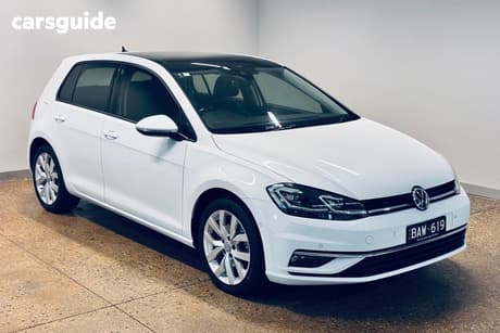 White 2018 Volkswagen Golf Hatchback 110 Tsi Highline