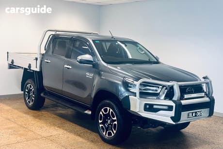 Grey 2020 Toyota Hilux Double Cab Chassis Sr5 (4X4)