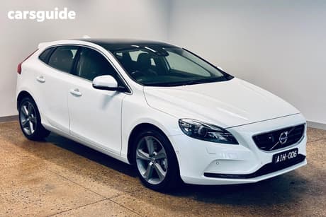 White 2016 Volvo V40 Hatchback D4 Luxury