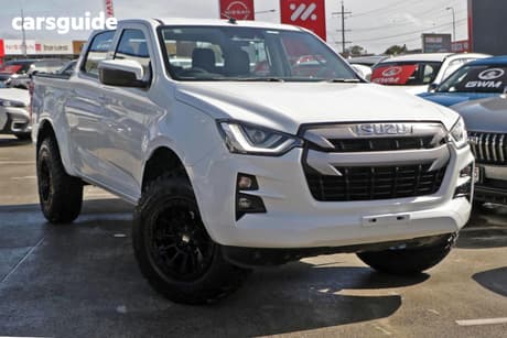 White 2022 Isuzu D-MAX Crew Cab Utility Ls-M (4X4)