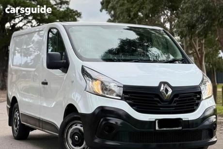 White 2020 Renault Trafic Commercial