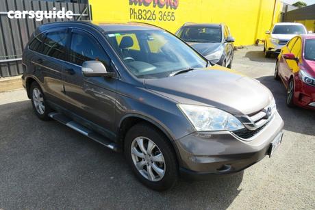 Gold 2010 Honda CR-V SUV