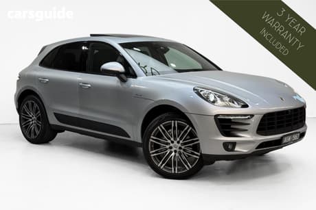Silver 2016 Porsche Macan Wagon S Diesel